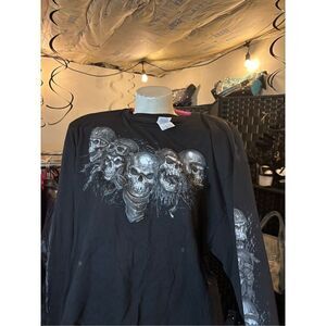Hot Leathers Men’s ‘Five Skulls’ Long Sleeve Black T-Shirt